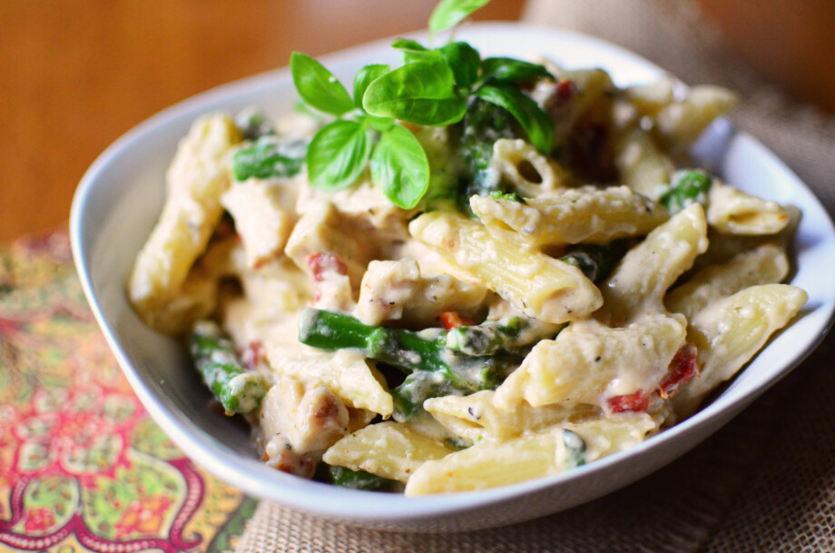 Chicken Penne with Sun-Dried Tomato Sauce - Simple, Sweet & Savory